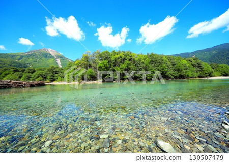 Summer in Kamikochi, Taisho Pond and Mount Yakedake Summer in Kamikochi, Taisho Pond and Mount Yakedake 130507479