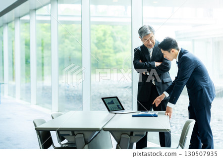 Meeting business people Meeting business people 130507935