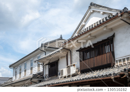A beautiful Sunday scene in Kurashiki, Okayama Prefecture, Japan A beautiful Sunday scene in Kurashiki, Okayama Prefecture, Japan 130510282