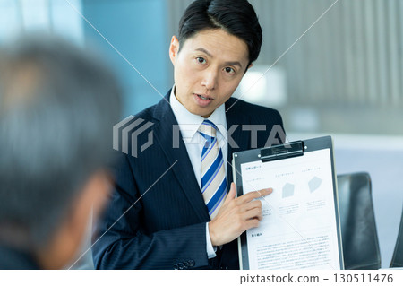會見商界人士 會見商界人士 130511476