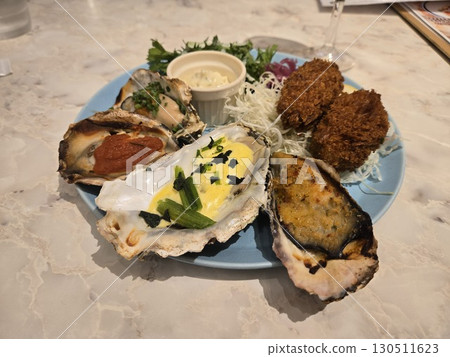 Fried oysters and grilled oysters set meal 130511623