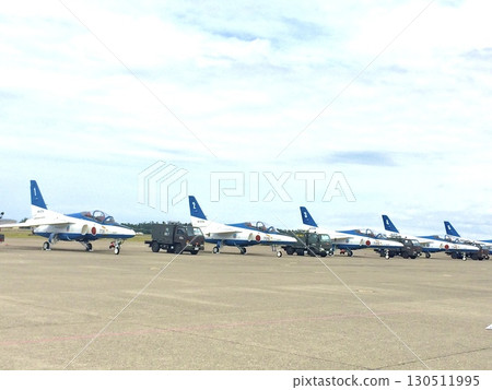 藍色衝擊波等候 130511995