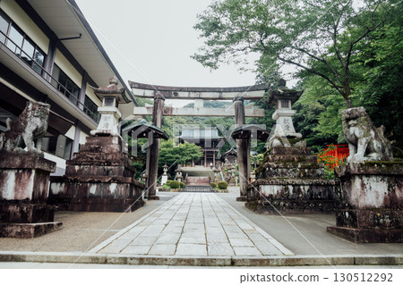 Inaba Shrine Tower Gate 130512292