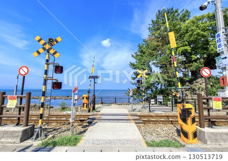 Yoshitsune Rock Railroad Crossing at Amaharashi Coast, Takaoka City Yoshitsune Rock Railroad Crossing at Amaharashi Coast, Takaoka City 130513719