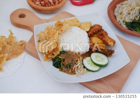 Indonesian Street Food Style Dish 130515255