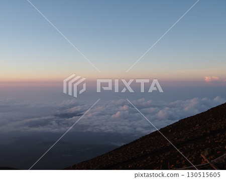 富士山，早晨的雲海 130515605