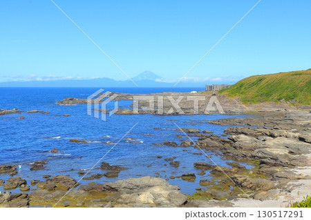 從三浦半島看到的富士山 130517291