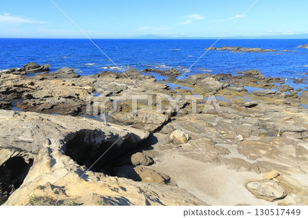 Summer in Jogashima, the southernmost island of Kanagawa Prefecture on the Miura Peninsula 130517449
