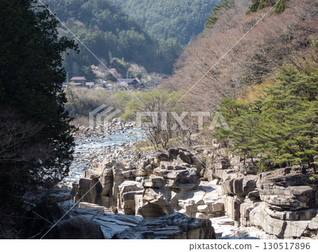Scenery around Nezame-no-Toko 130517896