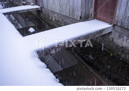 白壁倉庫雪景 白壁倉庫雪景 130518272