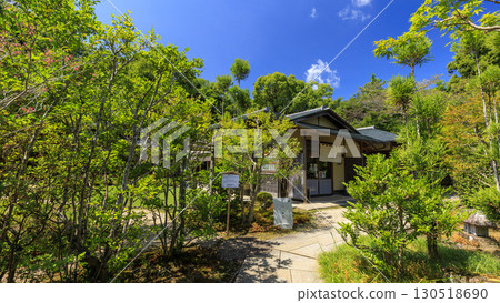 Kakegawa Castle shining against the blue sky Kakegawa Castle shining against the blue sky 130518690