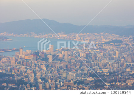 福岡縣北九州市皿倉山展望台的日落 130519544