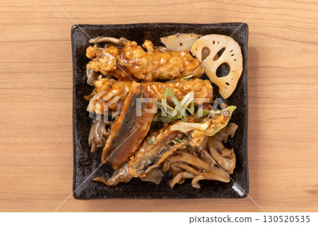 秋刀魚和舞茸佐甜辣梅子醬 秋刀魚和舞茸佐甜辣梅子醬 130520535