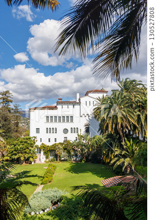 Historic Santa Barbara Courthouse with Spanish Colonial Revival architecture Historic Santa Barbara Courthouse with Spanish Colonial Revival architecture 130527808