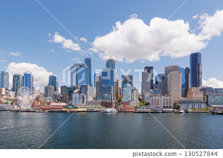 Bright and sunny panoramic view of Seattle skyline from the water 130527844