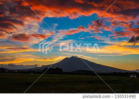 Aomori Prefecture townscape at dusk 130531490