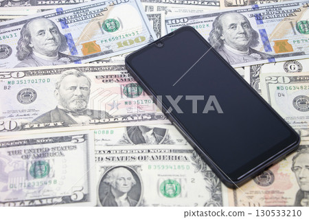 美元智慧型手機 130533210