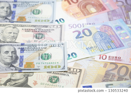 Euro Dollar Euro Dollar 130533240