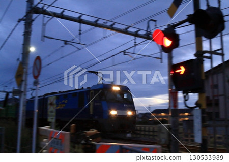 When crossing railroad crossings, be sure to check for passing trains. When crossing railroad crossings, be sure to check for passing trains. 130533989