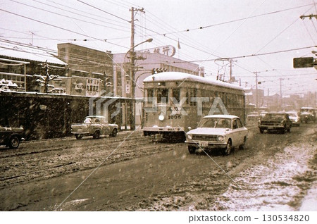 1968年,雪中的橫濱市電車,弘明寺線廢止前後,神奈川縣橫濱市,檔案照片 1968年,雪中的橫濱市電車,弘明寺線廢止前後,神奈川縣橫濱市,檔案照片 130534820