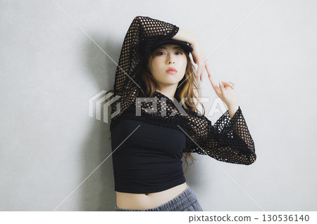 Dancer woman 130536140