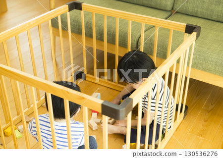 家庭的客廳 130536276