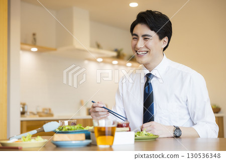 Men who eat breakfast Men who eat breakfast 130536348