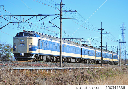 武藏野線 東川口~東浦與 JR 東日本 583 系列 N-1 + N-2 編組(秋田) Wakuwaku Dream 武藏野線 東川口~東浦與 JR 東日本 583 系列 N-1 + N-2 編組(秋田) Wakuwaku Dream 130544886