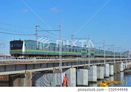 東海道本線茅崎平塚JR東E233系列3000系列E-17編隊（國分） 130544946