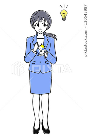 An office lady in a suit clapping her hands in a flash of inspiration (simple, full body) 130545987