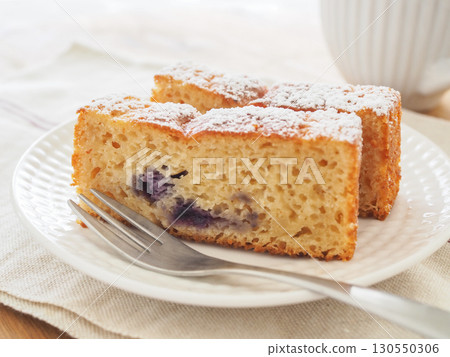 自製藍莓優格蛋糕 自製藍莓優格蛋糕 130550306