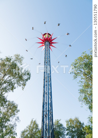 Vertical Colorful Chain Fairground Swing Vertical Colorful Chain Fairground Swing 130551790