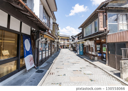 埼玉縣川越市人氣觀光勝地，陽光明媚的柏屋橫丁 130558066
