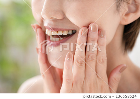 女人，法令紋，嘴巴，微笑 130558524