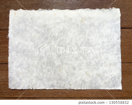 古白雲龍和紙與木紋 130558832