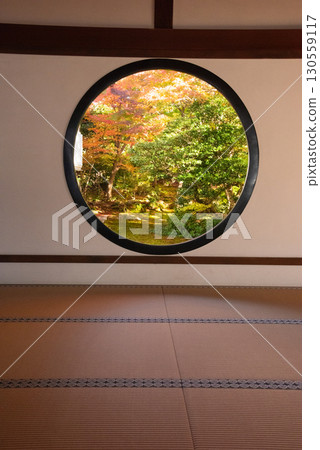 Autumn leaves at Genkoan Temple in Kyoto Autumn leaves at Genkoan Temple in Kyoto 130559117