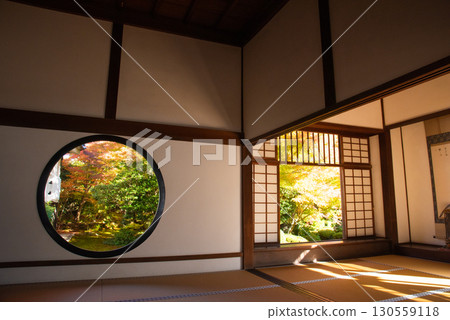 京都源光庵的秋葉 130559118