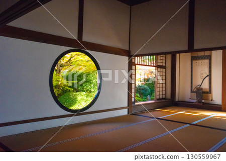 京都源光庵的秋葉 京都源光庵的秋葉 130559967
