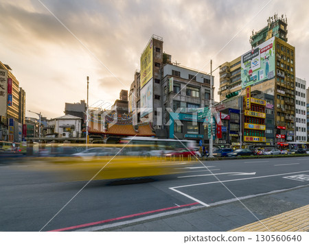 台灣基隆忠義路街道 台灣基隆忠義路街道 130560640