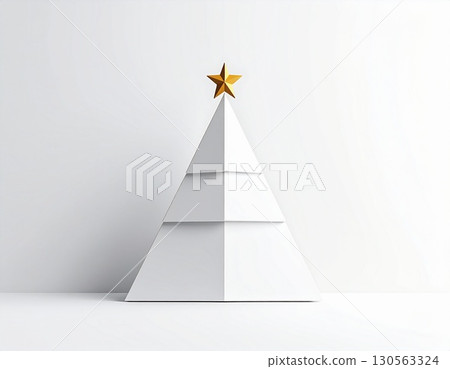 簡單的聖誕樹符號插圖（白色背景） 130563324