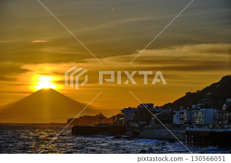 稻村崎公園的鑽石富士 稻村崎公園的鑽石富士 130566051