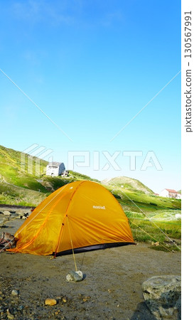 Enjoy a mountain camping experience at Tateyama 130567991