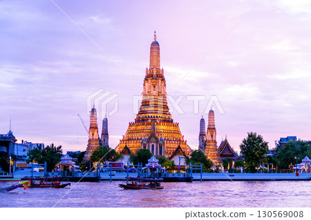 黎明寺夜景 130569008