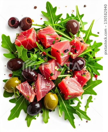 Seared Tuna Salad with Olives and Arugula 130582940