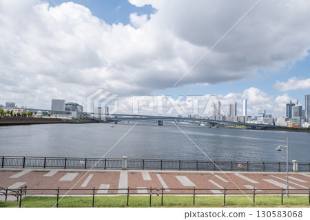 View from Toyosu towards Harumi View from Toyosu towards Harumi 130583068