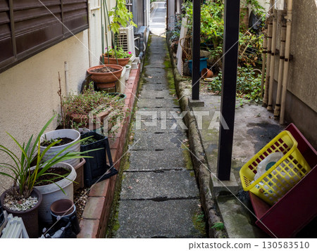 【品川區】商店街旁的小巷 130583510