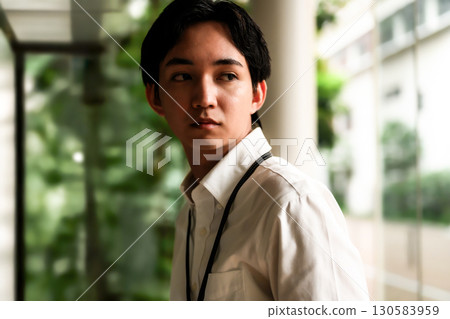  企業形象 130583959