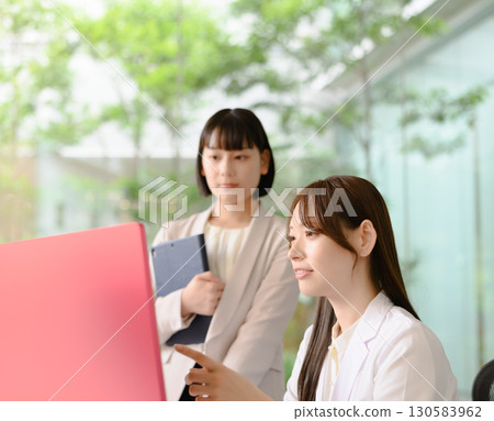 醫療 白衣 醫生 130583962