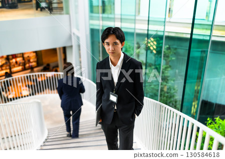  Business image 130584618