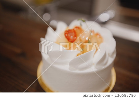 Ingredients for a whole shortcake 130585786